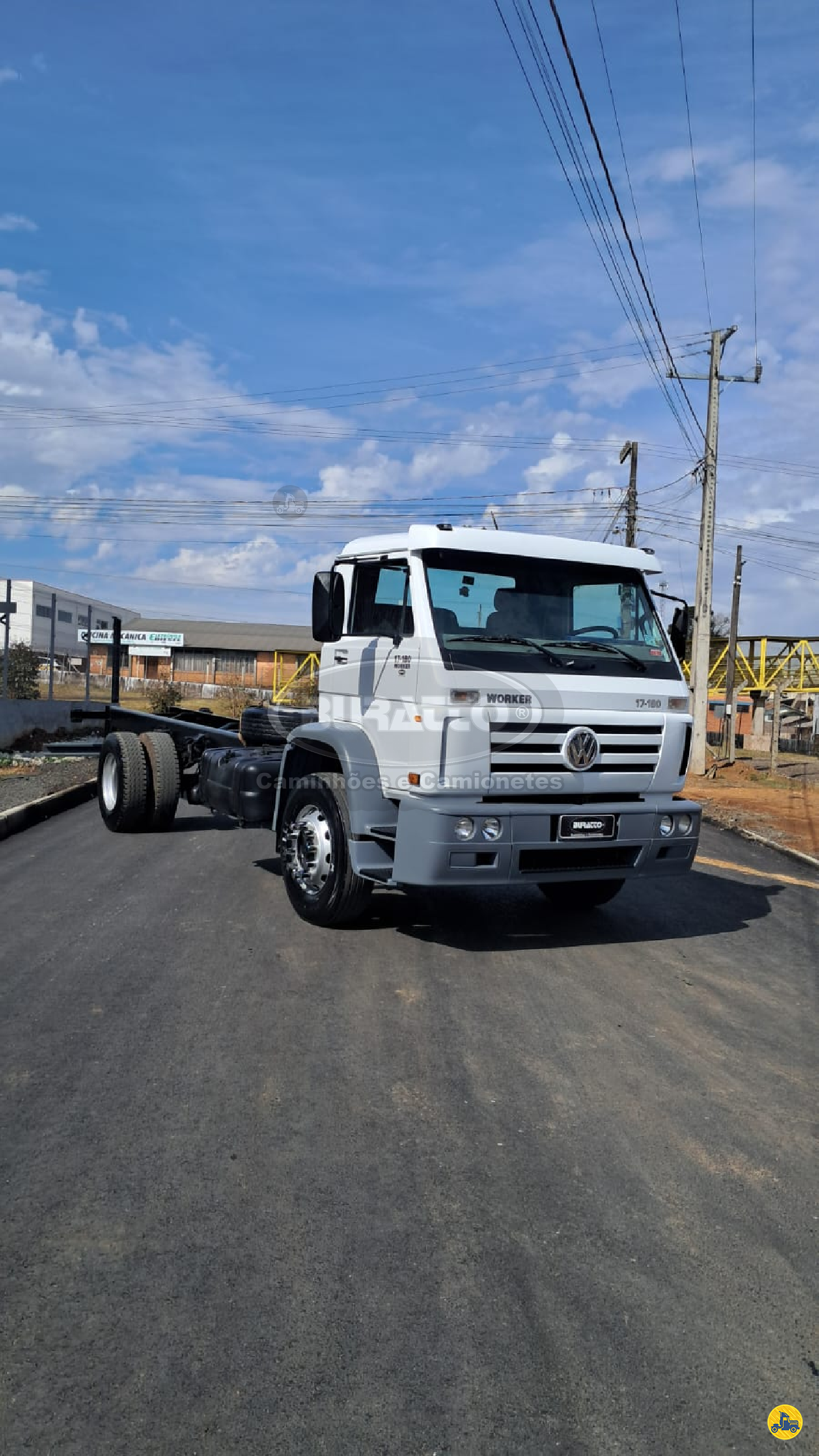 CAMINHAO VOLKSWAGEN VW 17180 Chassis Toco 4x2 Buratto Caminhões e Camionetas LAGES SANTA CATARINA SC